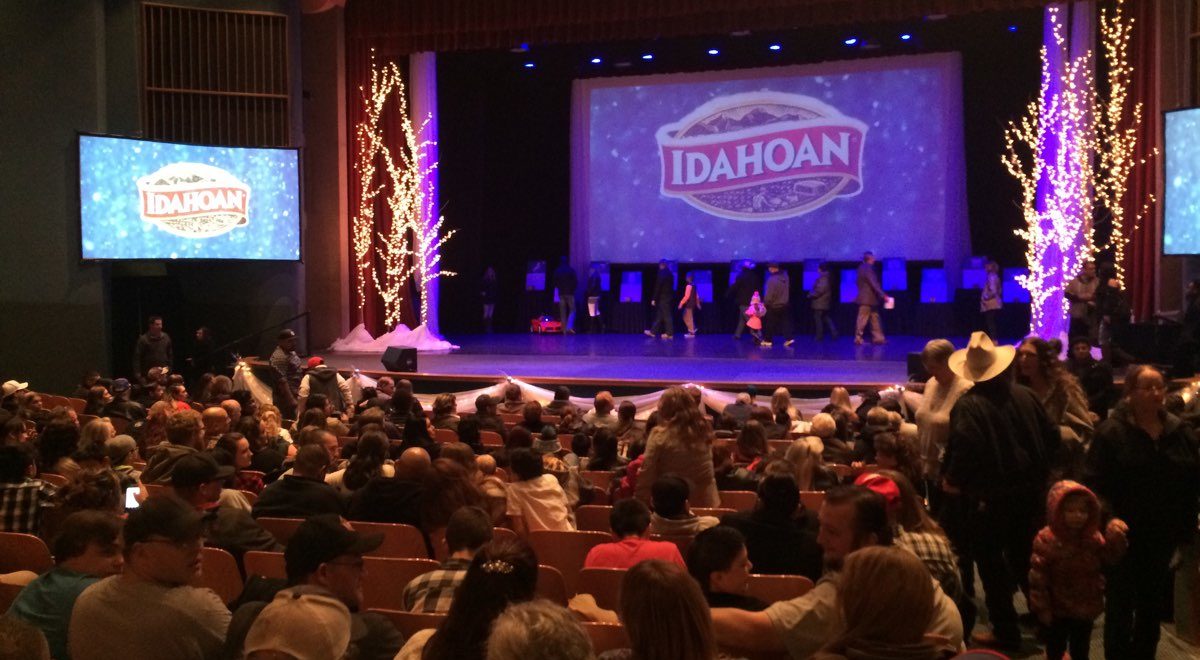 Hypnotist for Corporate Event Christmas Party - Idahoan Foods